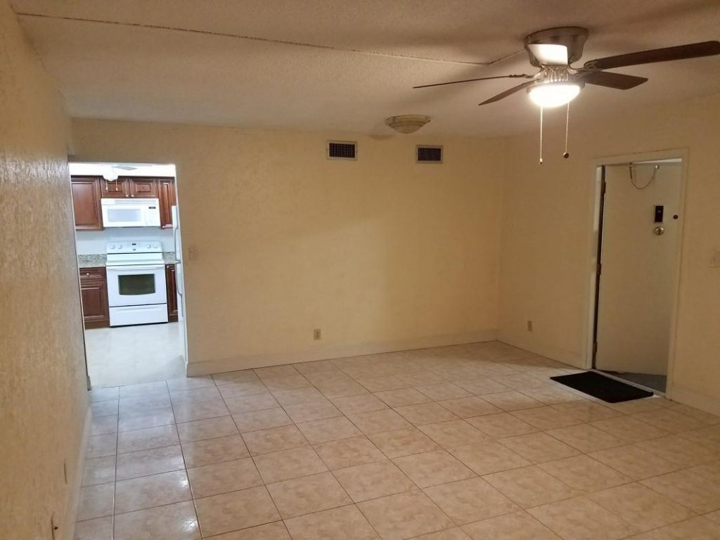 480 N Laurel Drive, Unit 4A, Margate, FL 33063 Photo