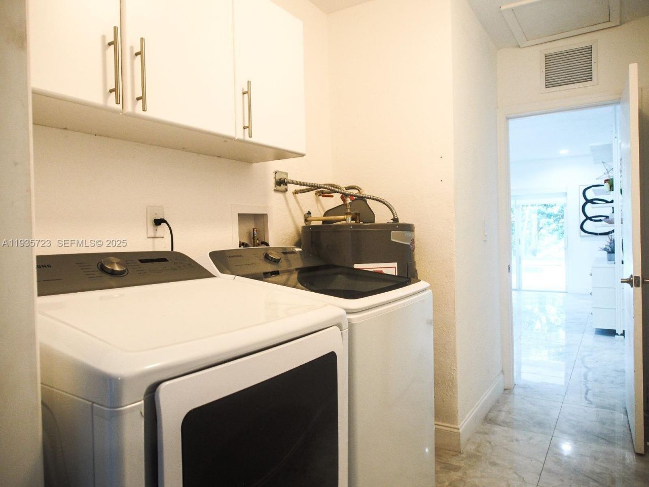 200 NW 86th St , El Portal, FL 33150 Photo