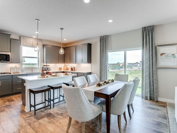 1504 Clover Preserve Way, Chaska, MN 55318