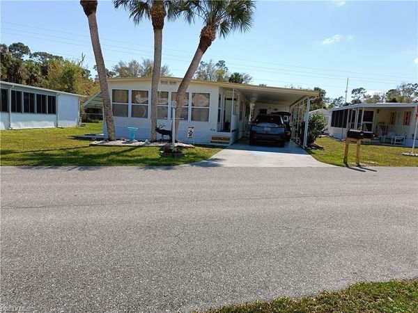 524 Timber LN S, NORTH FORT MYERS, FL 33917