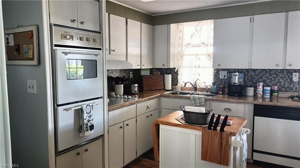 524 Timber Ln S, North Fort Myers, FL 33917 Photo