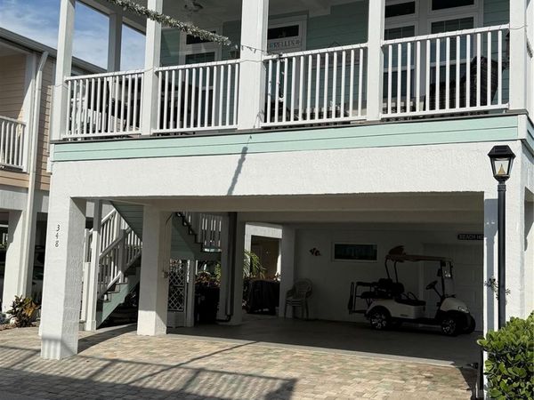 348 NE Starboard Way, Jensen Beach, FL 34957