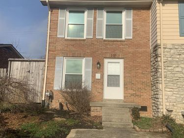 201 S Eagle Creek Drive, Lexington, KY 40515
