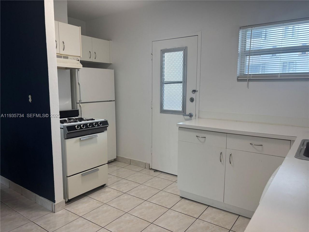 1300 Lincoln Rd, Unit B302, Miami Beach, FL 33139 Photo