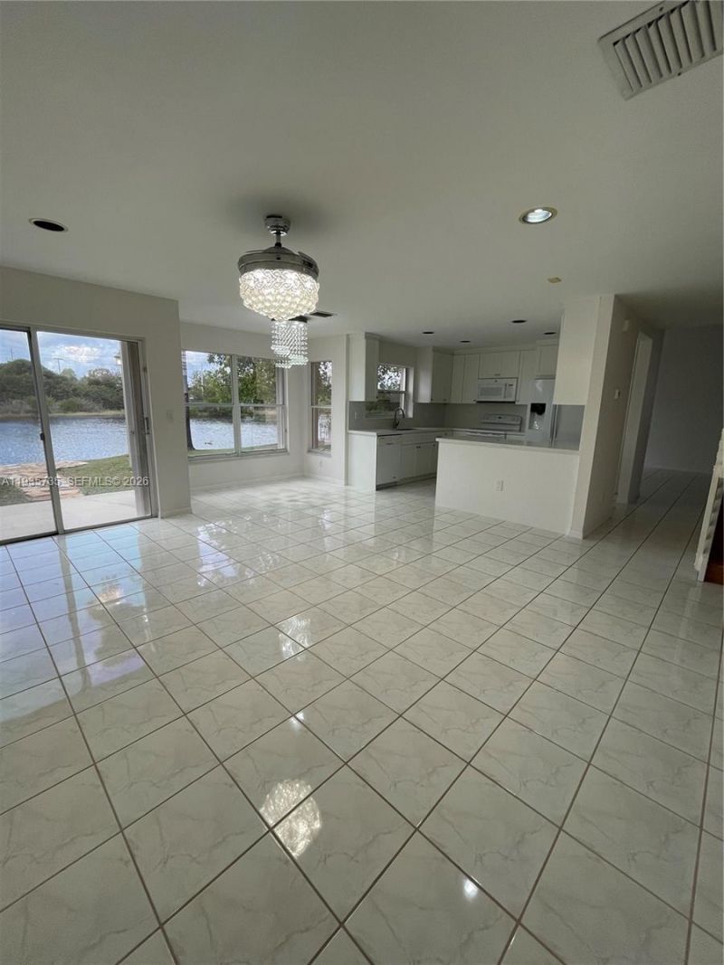 2824 SW 183rd Ave, Miramar, FL 33029 Photo