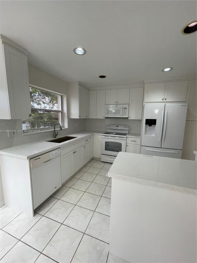 2824 SW 183rd Ave, Miramar, FL 33029 Photo