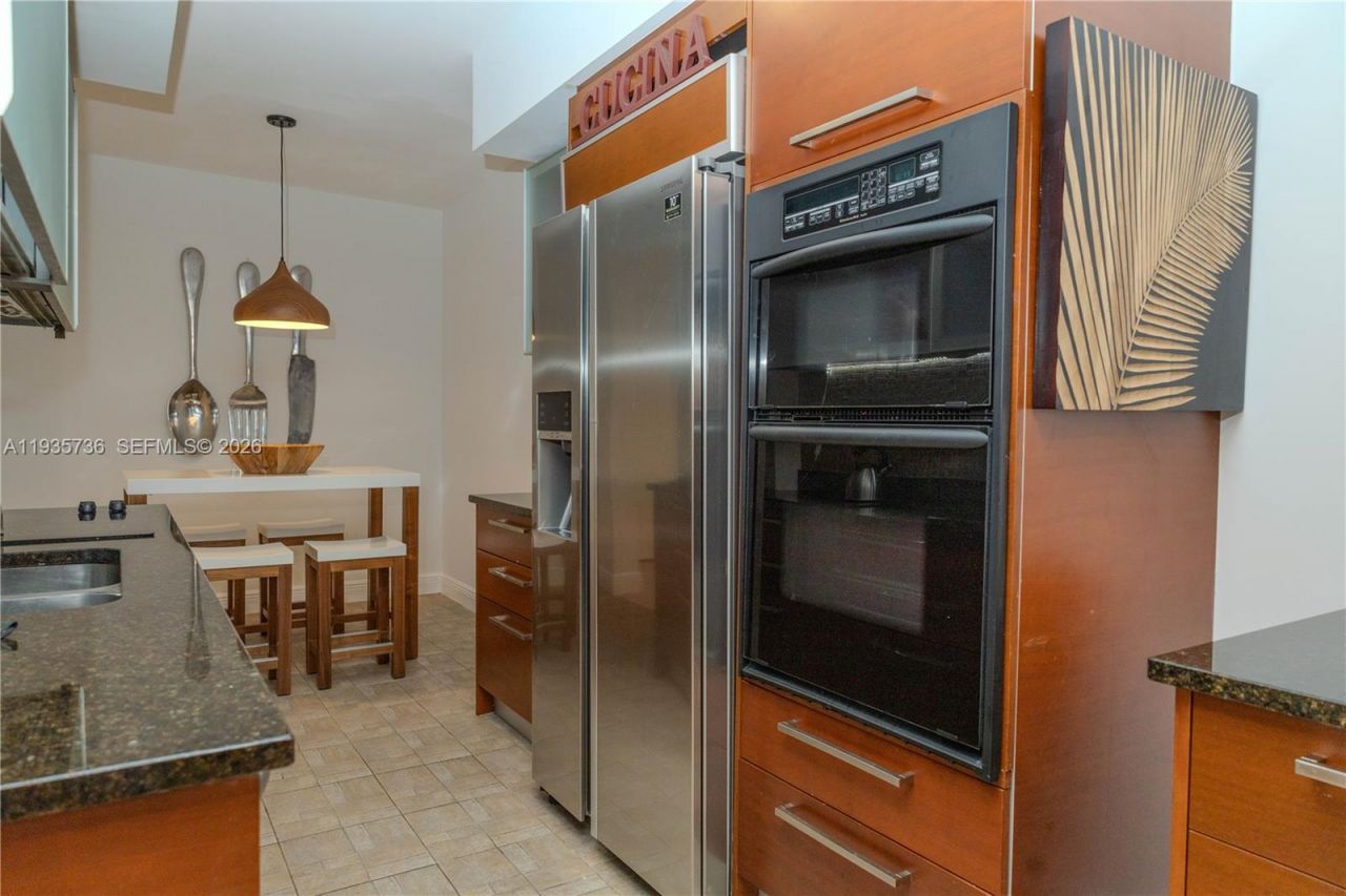 1800 S Ocean Dr, Unit 908, Hallandale Beach, FL 33009 Photo