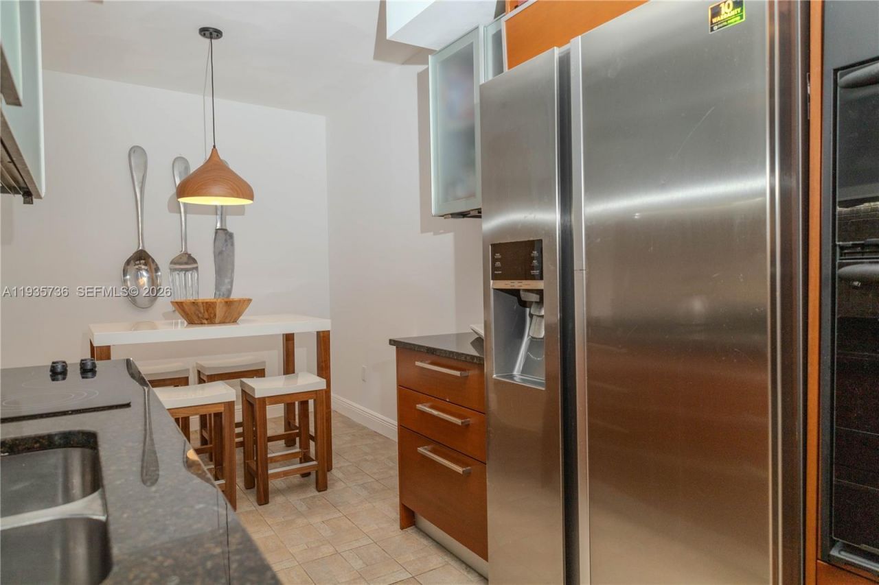 1800 S Ocean Dr, Unit 908, Hallandale Beach, FL 33009 Photo