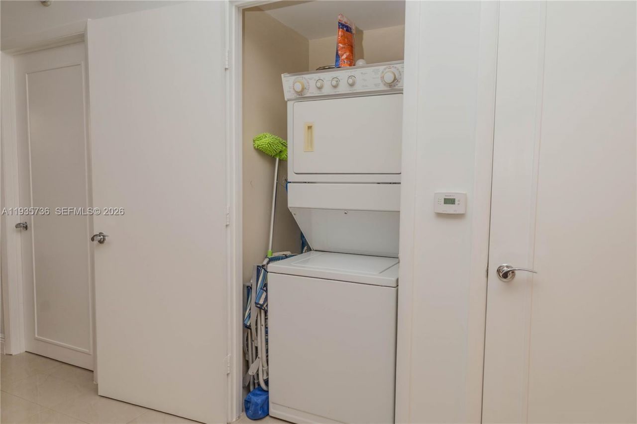 1800 S Ocean Dr, Unit 908, Hallandale Beach, FL 33009 Photo