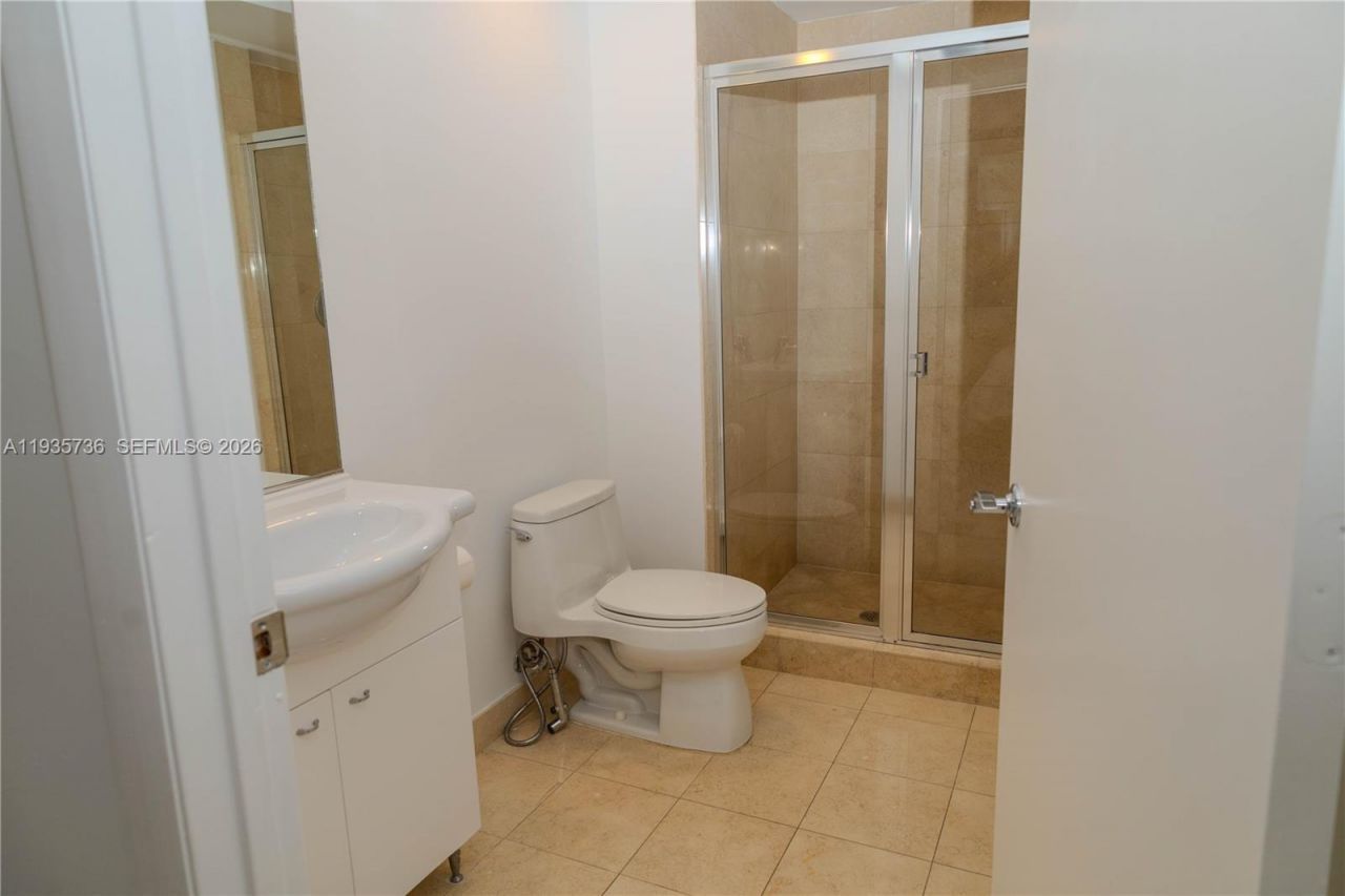 1800 S Ocean Dr, Unit 908, Hallandale Beach, FL 33009 Photo