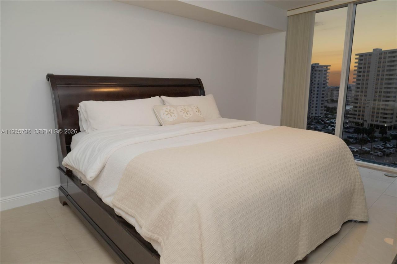 1800 S Ocean Dr, Unit 908, Hallandale Beach, FL 33009 Photo