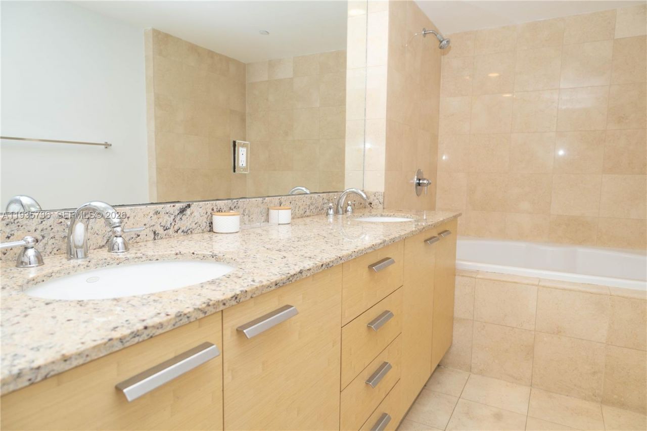 1800 S Ocean Dr, Unit 908, Hallandale Beach, FL 33009 Photo