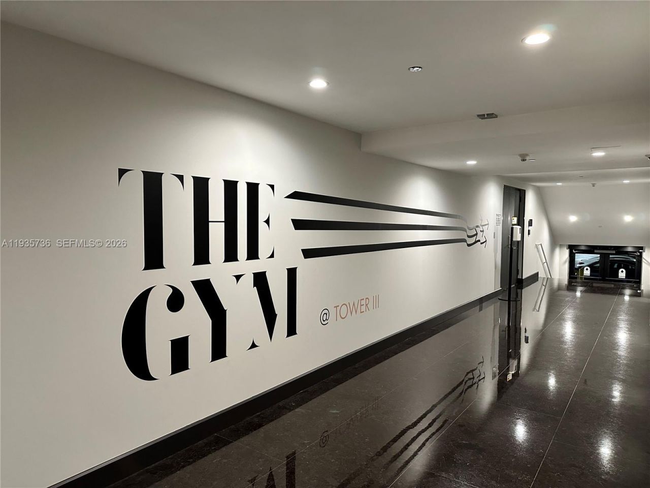 1800 S Ocean Dr, Unit 908, Hallandale Beach, FL 33009 Photo