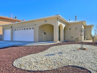 5136 Lomas De Atrisco Road NW Albuquerque, NM 87105