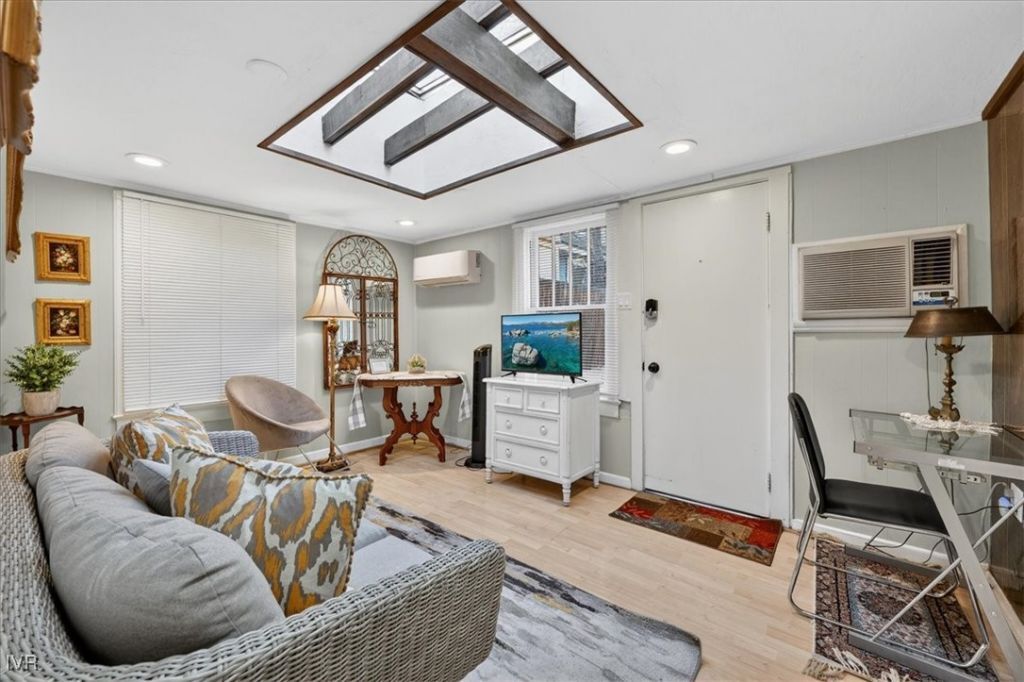 611 Nixon Avenue, Reno, NV 89509 Photo