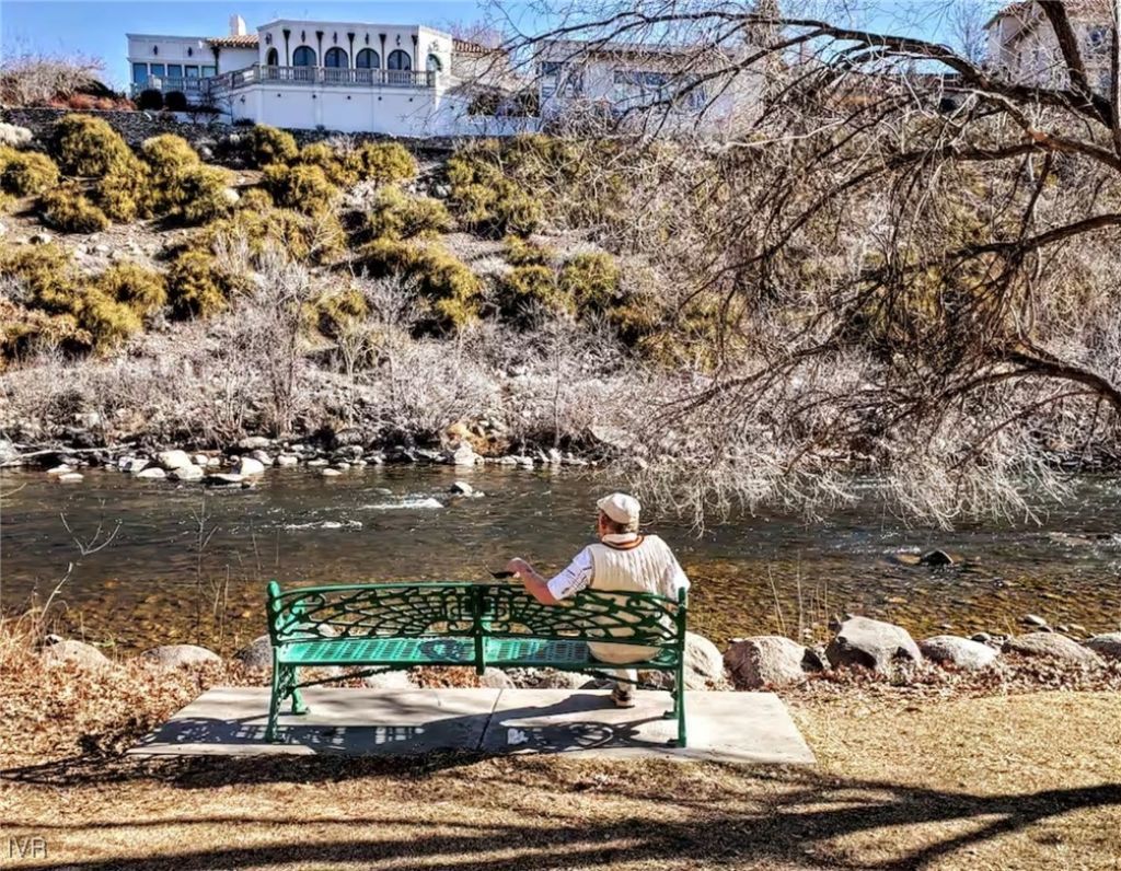 611 Nixon Avenue, Reno, NV 89509 Photo