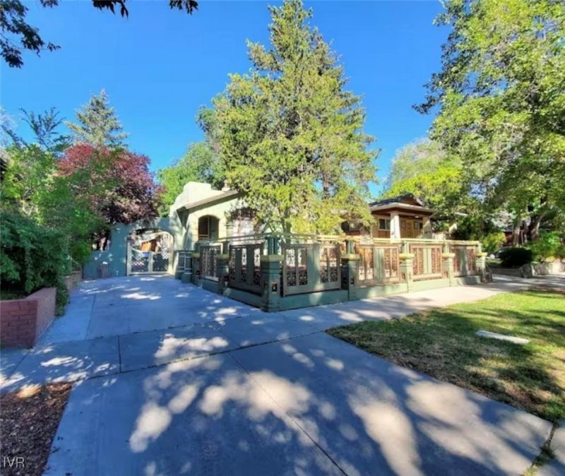611 Nixon Avenue, Reno, NV 89509 Photo