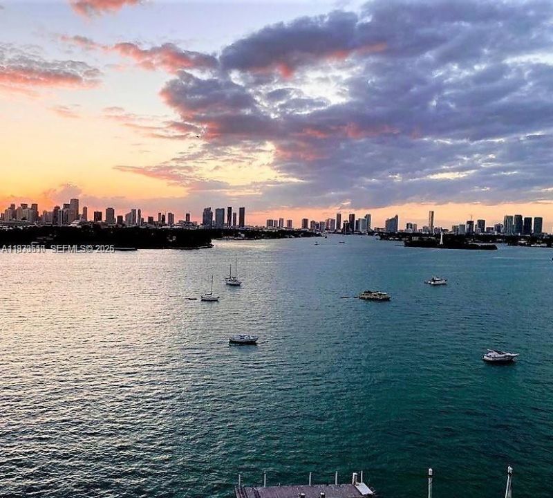 1000 West Ave, Unit 110, Miami Beach, FL 33139 Photo