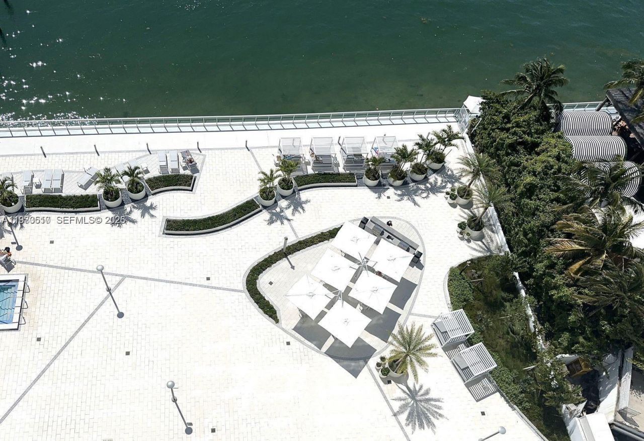 1000 West Ave, Unit 110, Miami Beach, FL 33139 Photo