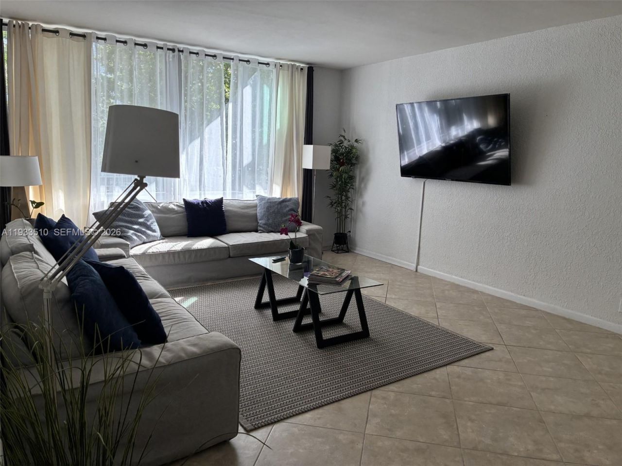 1000 West Ave, Unit 110, Miami Beach, FL 33139 Photo