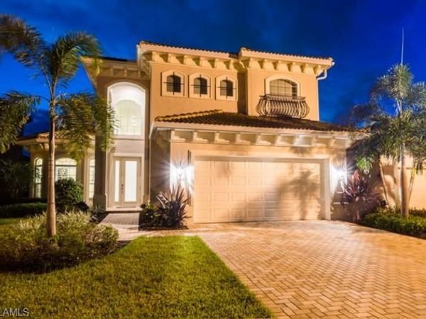 7810 Martino CIR, NAPLES, FL 34112