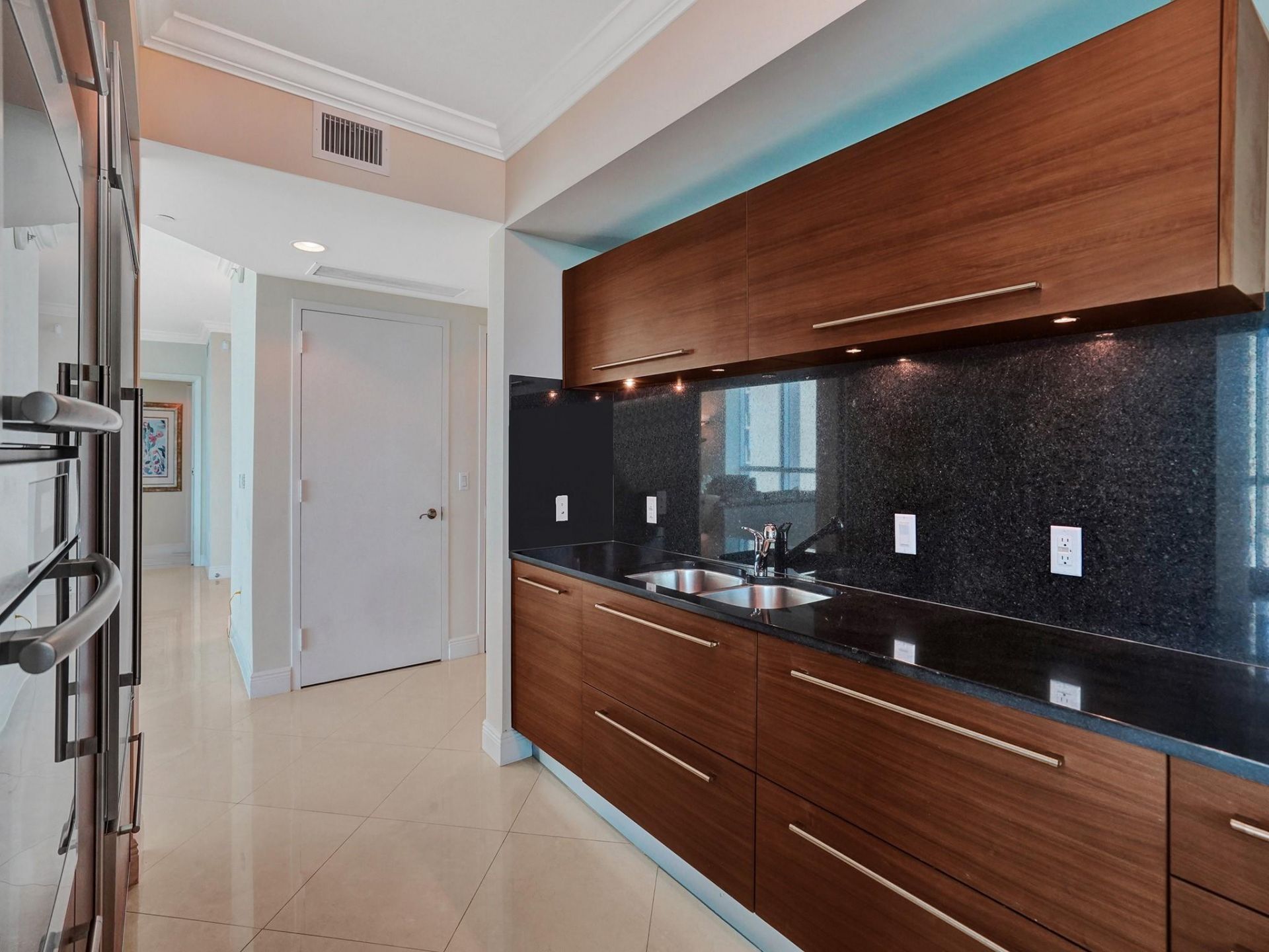 101 S Fort Lauderdale Beach Boulevard, Unit 1606, Fort Lauderdale, FL 33316 Photo