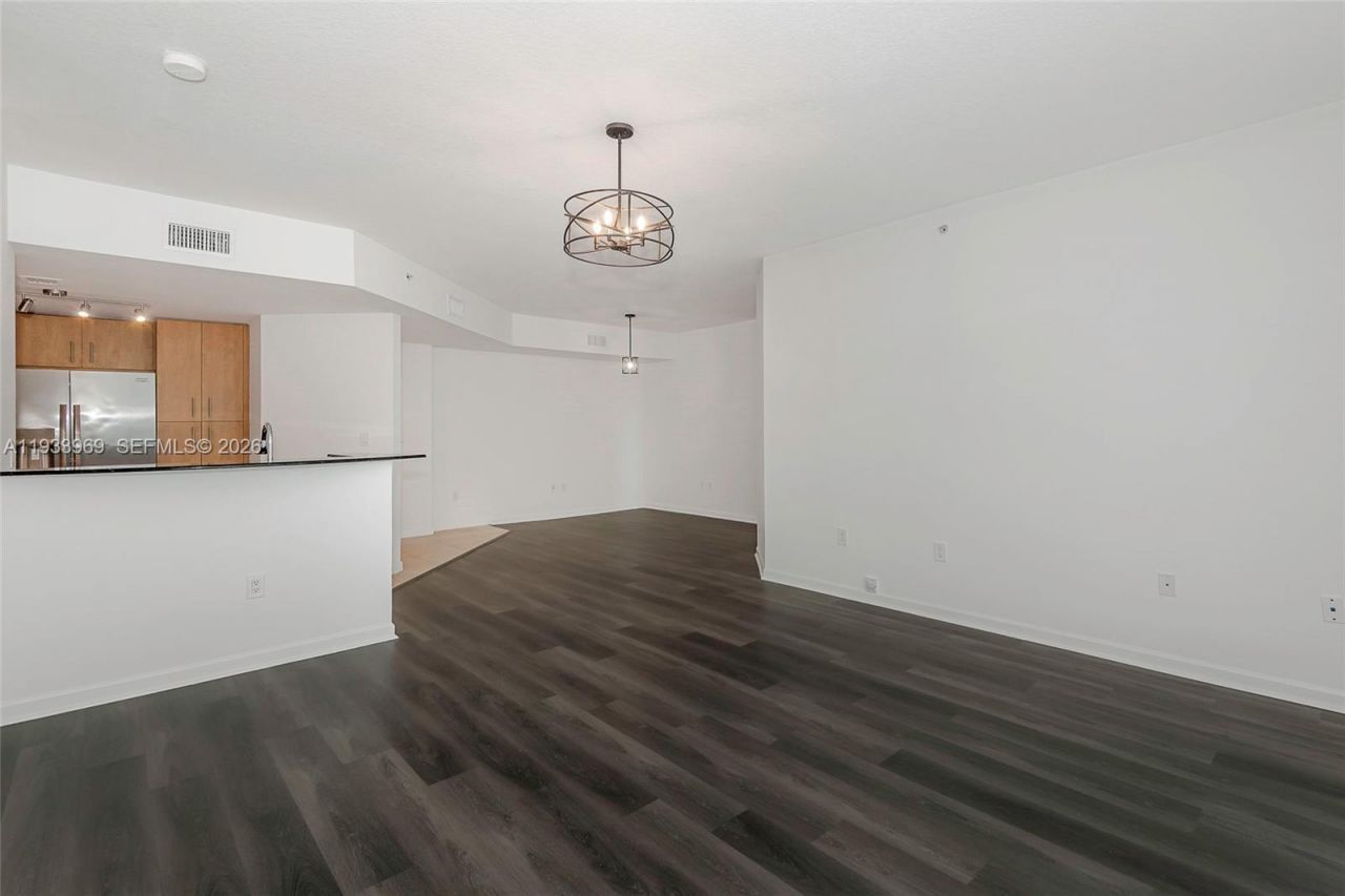 7900 Harbor Island Dr, Unit 703, North Bay Village, FL 33141 Photo