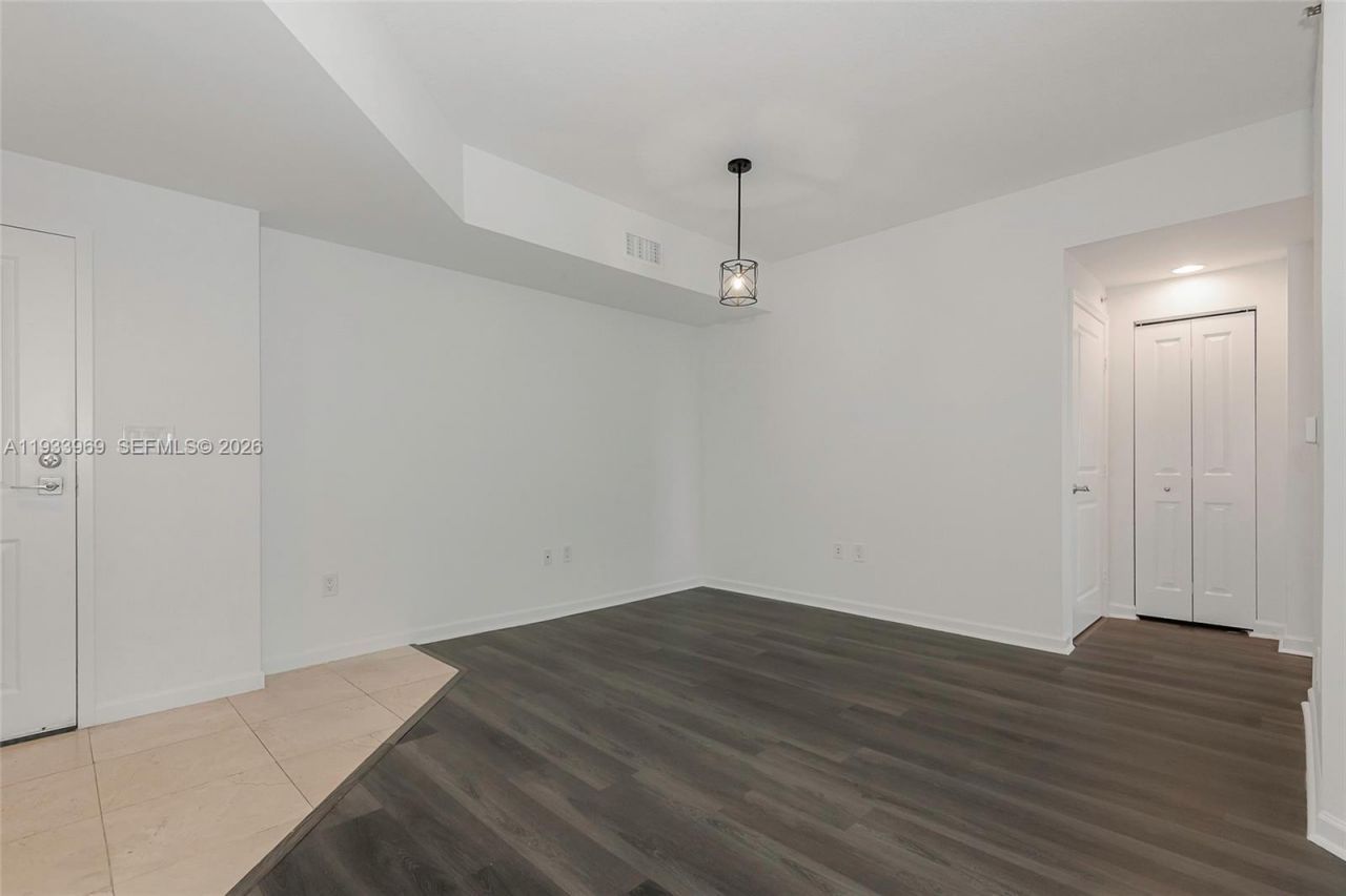 7900 Harbor Island Dr, Unit 703, North Bay Village, FL 33141 Photo