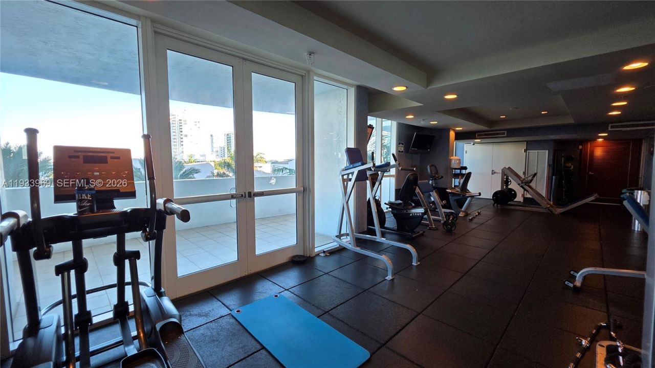 7900 Harbor Island Dr, Unit 703, North Bay Village, FL 33141 Photo