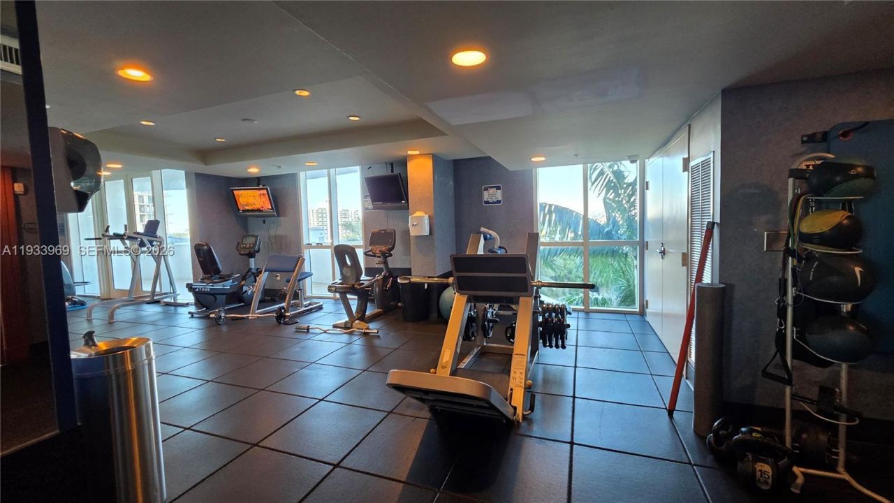 7900 Harbor Island Dr, Unit 703, North Bay Village, FL 33141 Photo