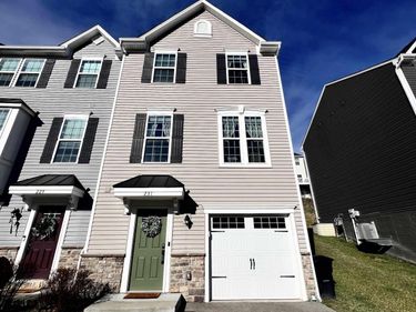 231 Stonehurst Drive, Morgantown, WV 26501