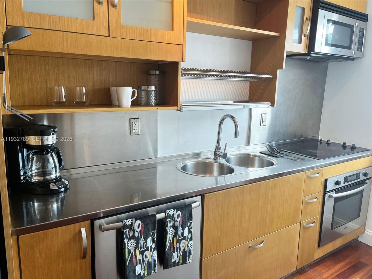 1340 Drexel Ave, Unit 406, Miami Beach, FL 33139 Photo