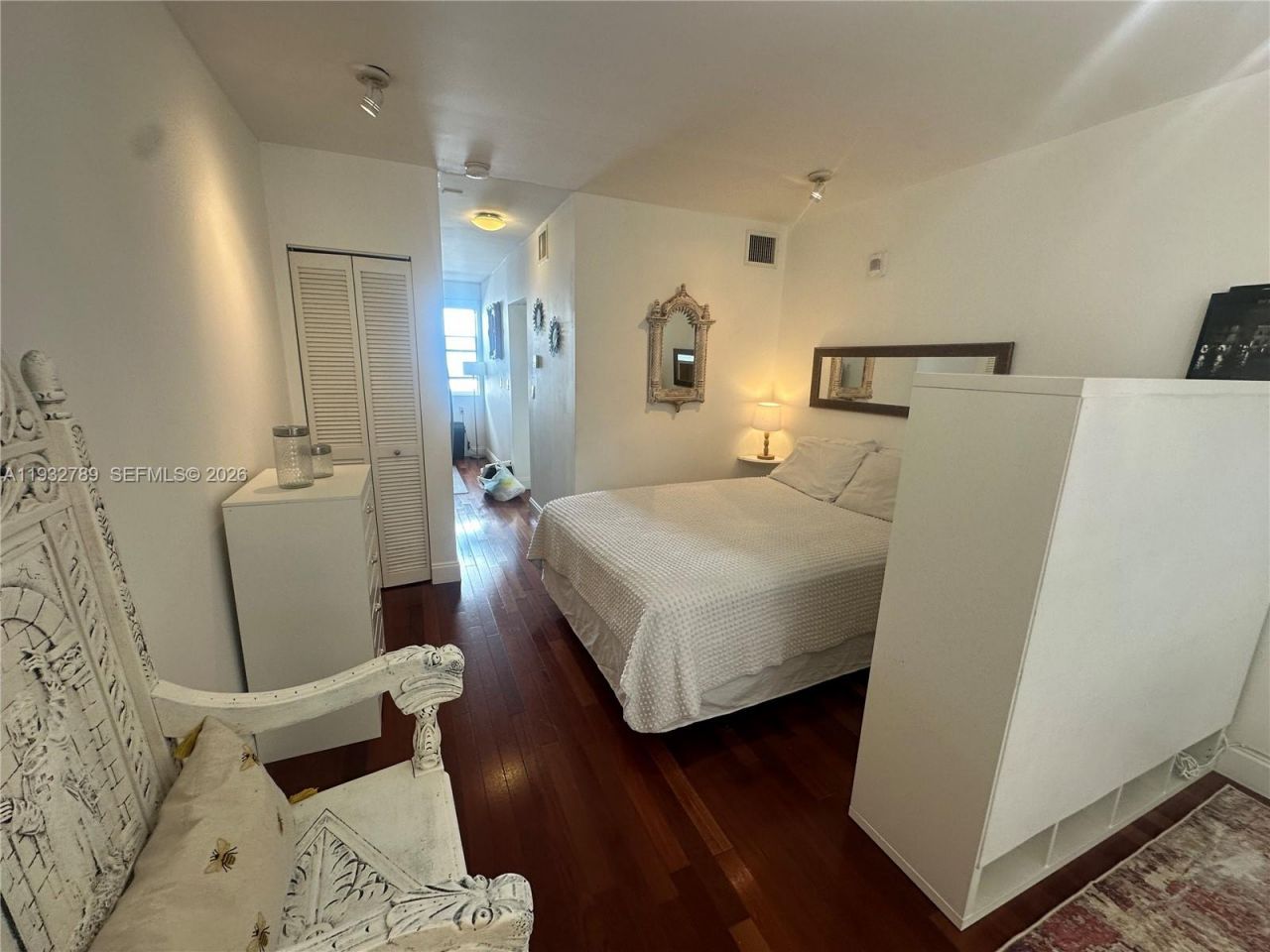 1340 Drexel Ave, Unit 406, Miami Beach, FL 33139 Photo