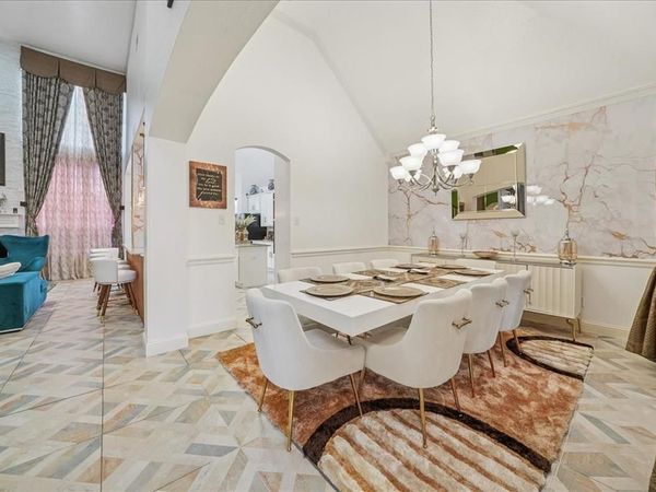 547 Breton Drive, Grand Prairie, TX 75052