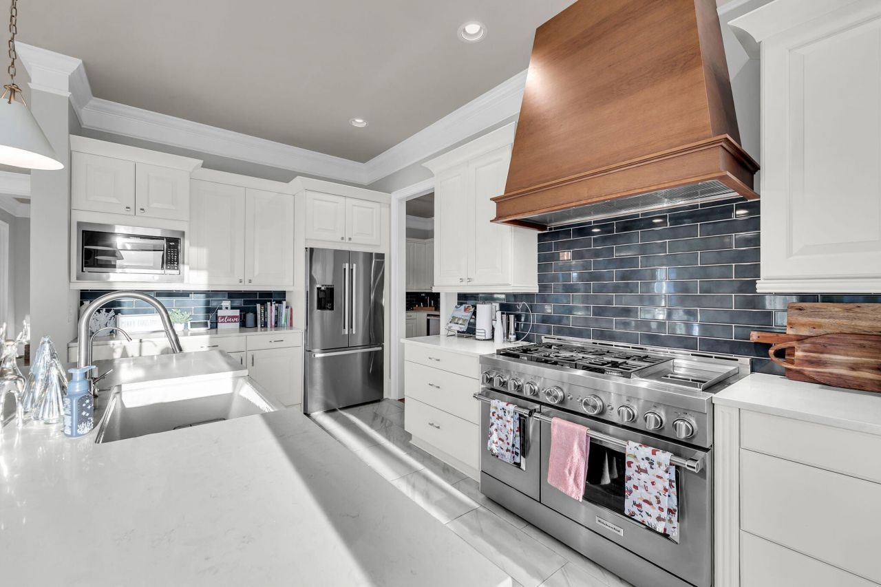 1584 Rivertowne Country Club Drive Photo 19