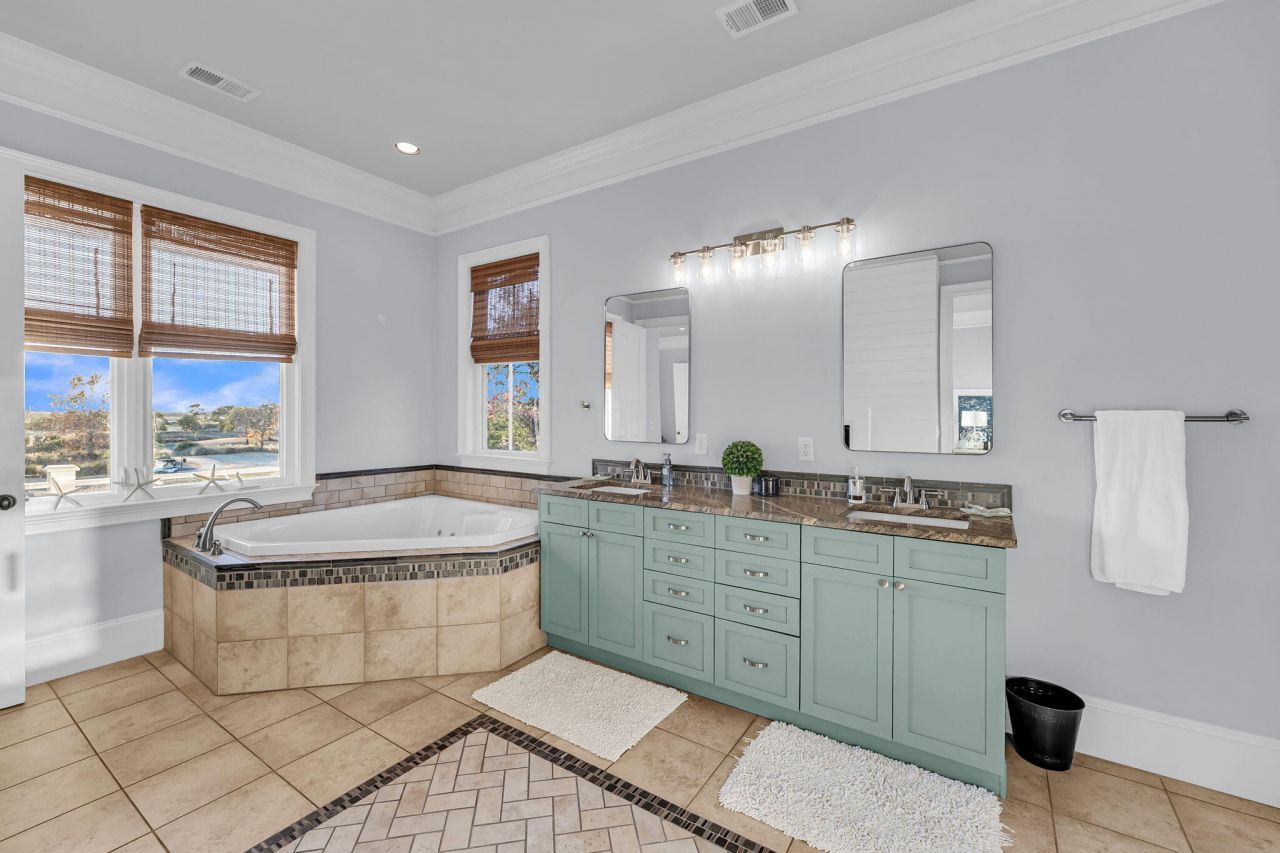 1584 Rivertowne Country Club Drive Photo 33