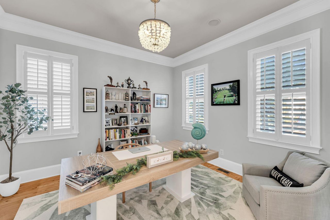 1584 Rivertowne Country Club Drive Photo 8