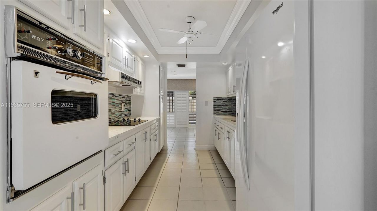 205 Dunwoody Ln, Unit 17-85, Hollywood, FL 33021 Photo