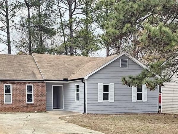 5289 Brentwood Road , Atlanta, GA 30349