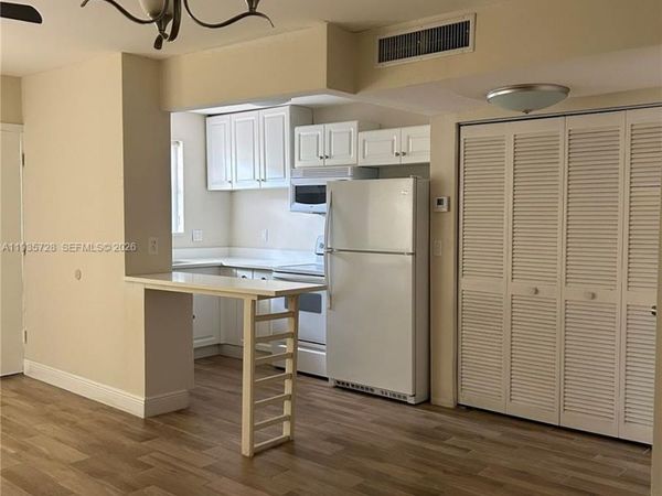 12500 NE 5th Ave , Unit 309, North Miami, FL 33161