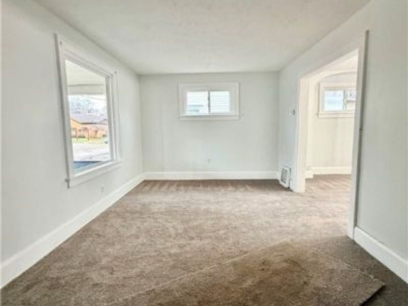 2010 18th Street NE, Canton, OH 44705 Photo 5