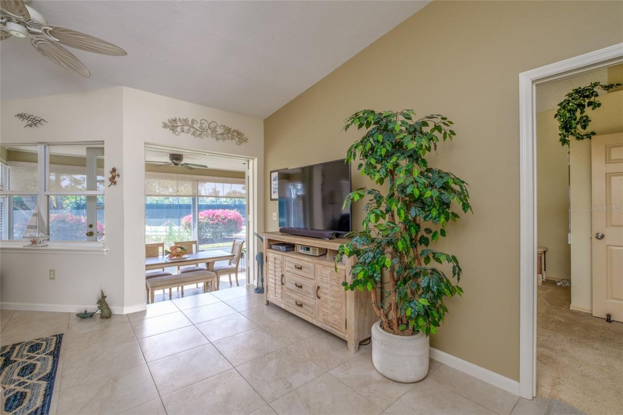 1220 Siesta Bayside Drive, Unit 1220-A, Sarasota, FL 34242 Photo