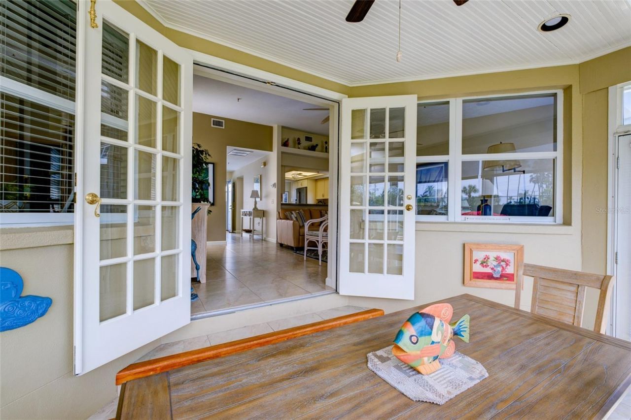 1220 Siesta Bayside Drive, Unit 1220-A, Sarasota, FL 34242 Photo