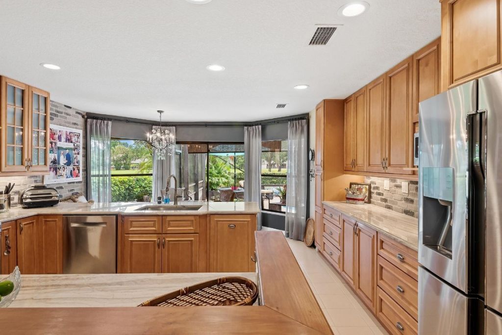 10270 Silver Lake Drive, Boca Raton, FL 33428 Photo