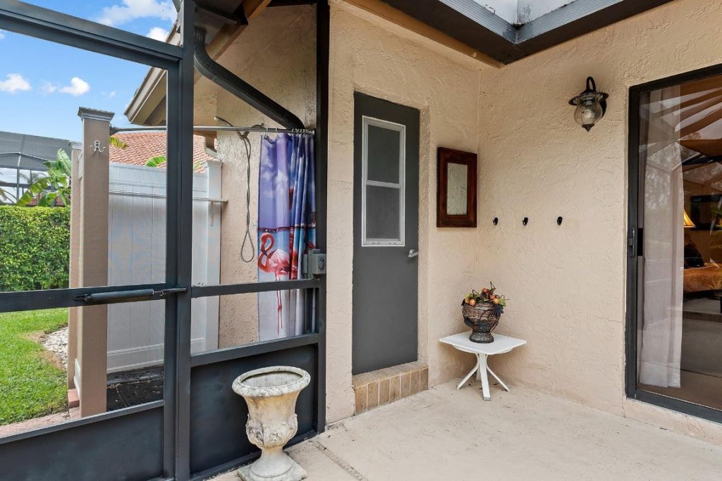 10270 Silver Lake Drive, Boca Raton, FL 33428 Photo