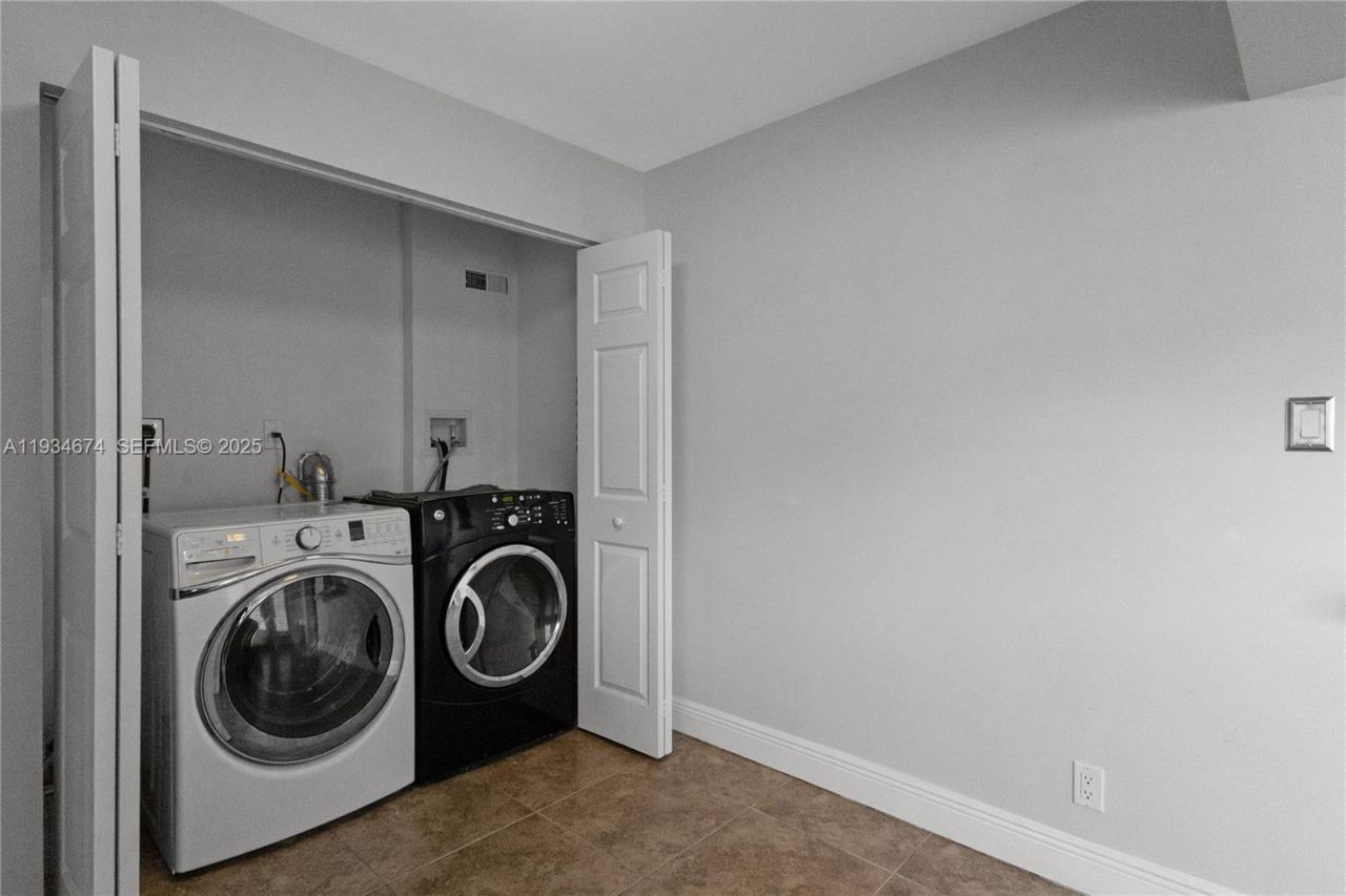 3401 NE 21st Ave, Lighthouse Point, FL 33064 Photo