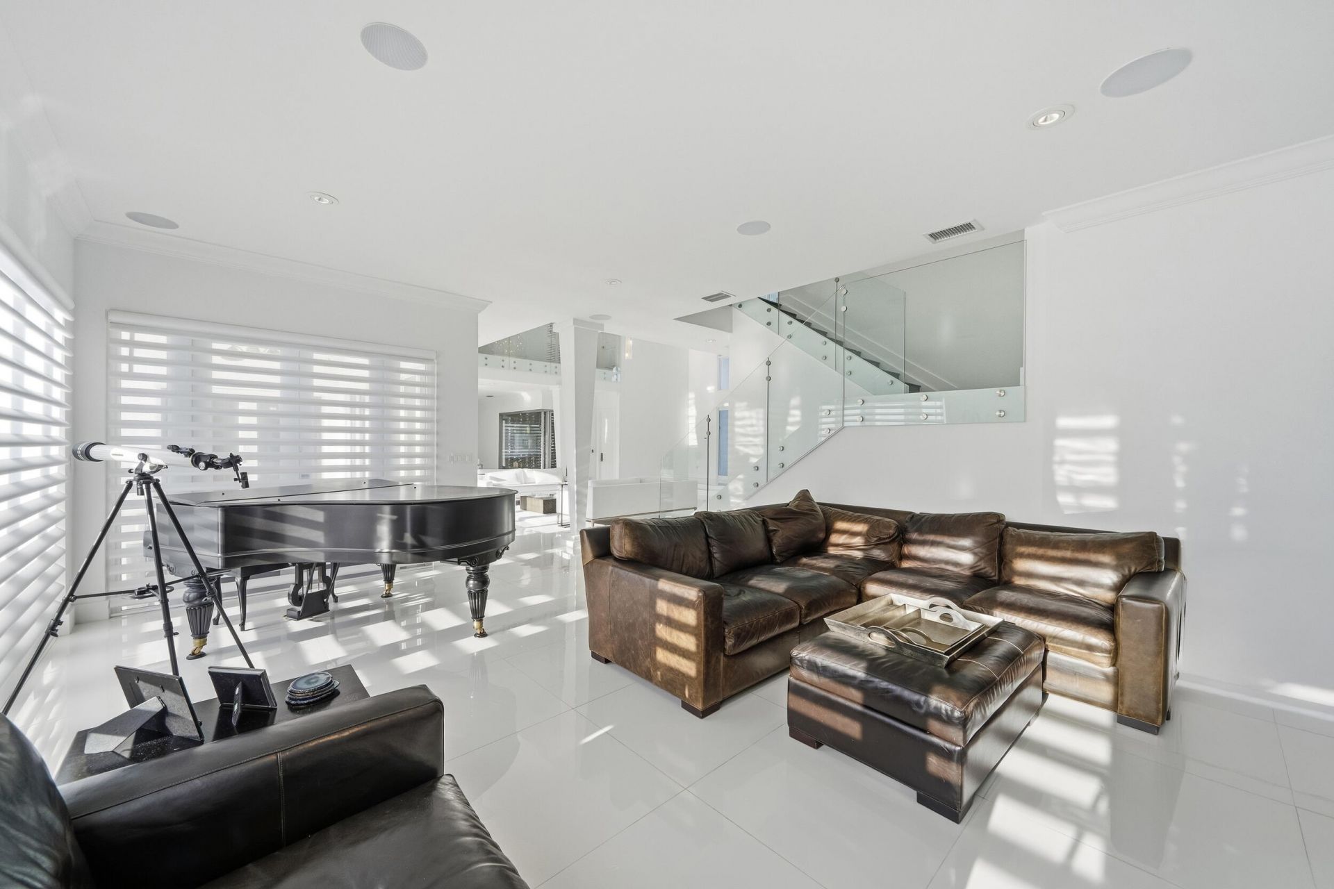 16430 NE 30th Avenue, North Miami Beach, FL 33160 Photo