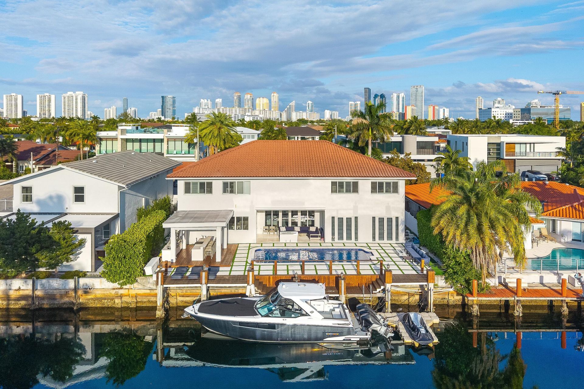 16430 NE 30th Avenue, North Miami Beach, FL 33160 Photo