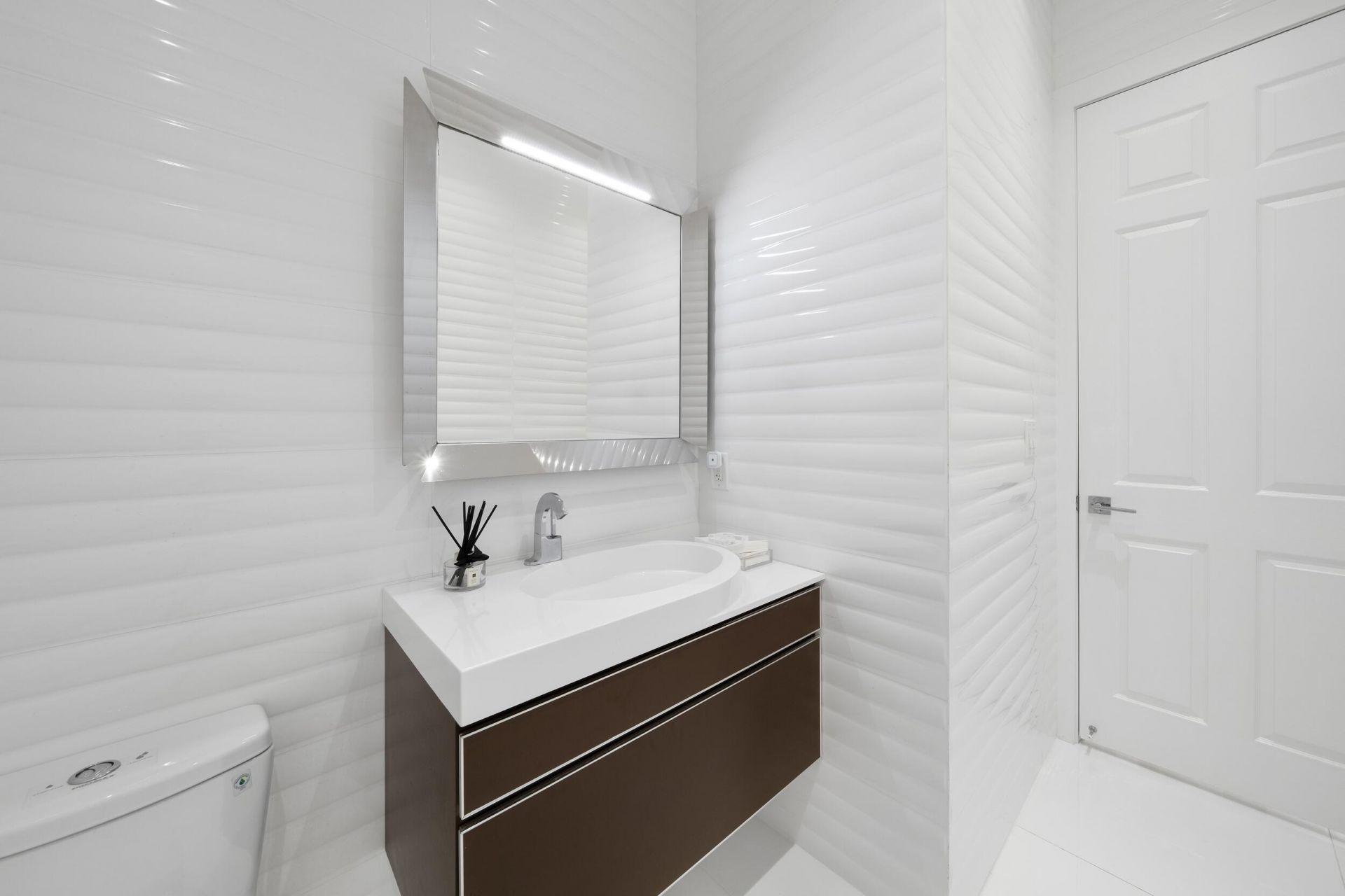 16430 NE 30th Avenue, North Miami Beach, FL 33160 Photo