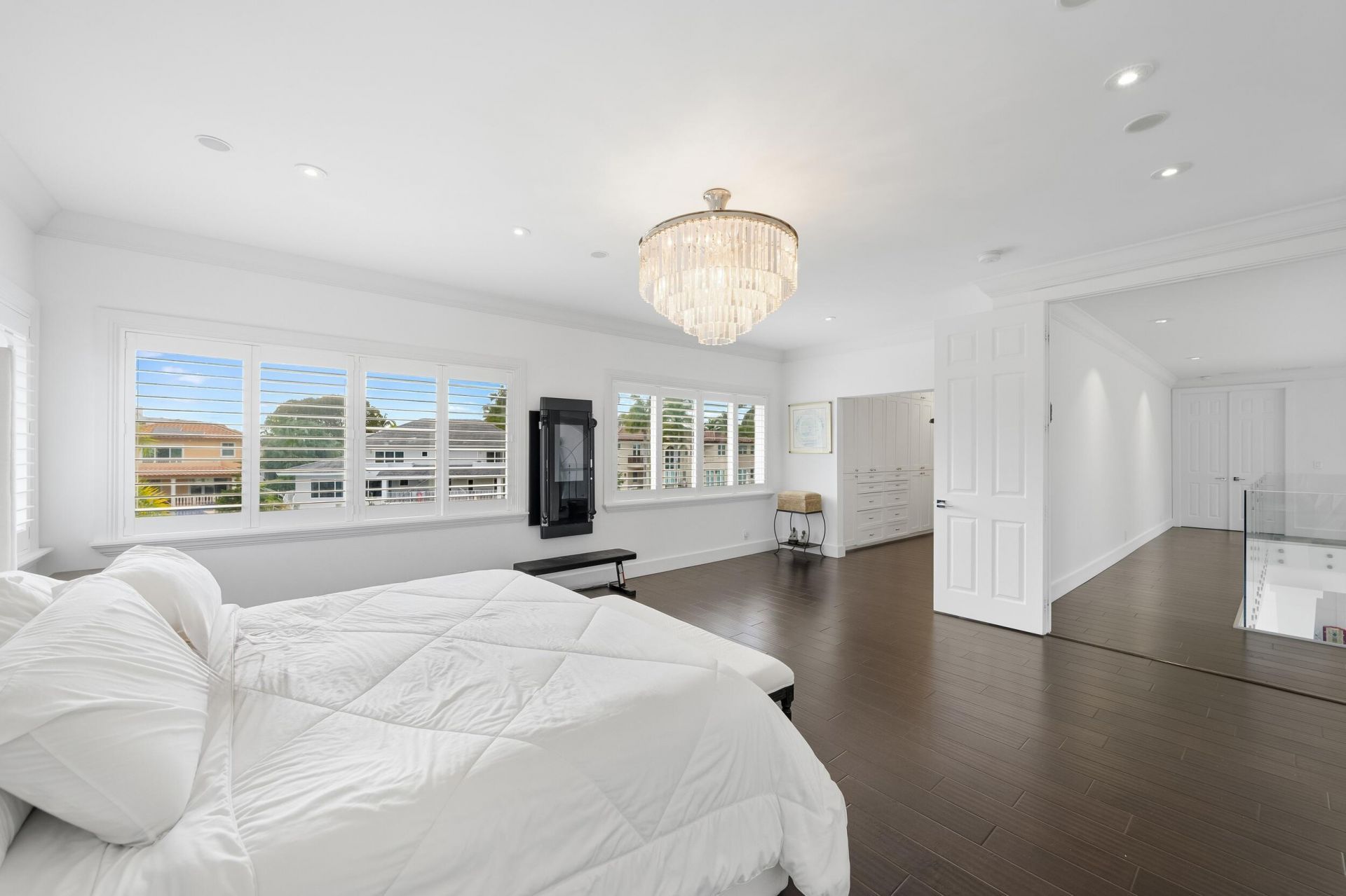 16430 NE 30th Avenue, North Miami Beach, FL 33160 Photo